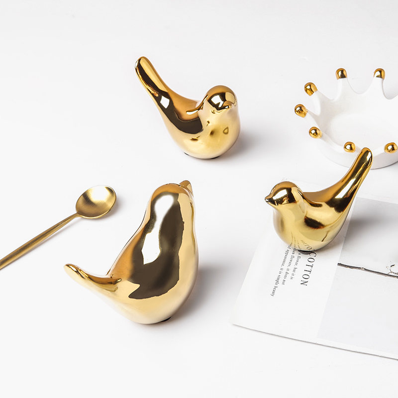 Ceramics Gold Bird Animal Ornaments Decorative Statues Figurines Home Decor for Living Room Bedroom Office Desktop Cabinet Craft Bird Sculpture Ornaments